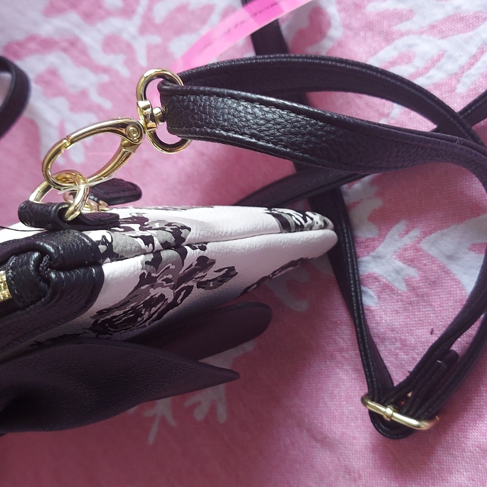 NWT Betsey Johnson BOW PERAL CROSSBODY - Picture 6 of 12